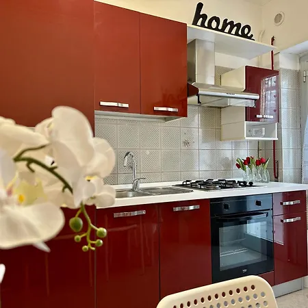 Appia House Tatil Evi *